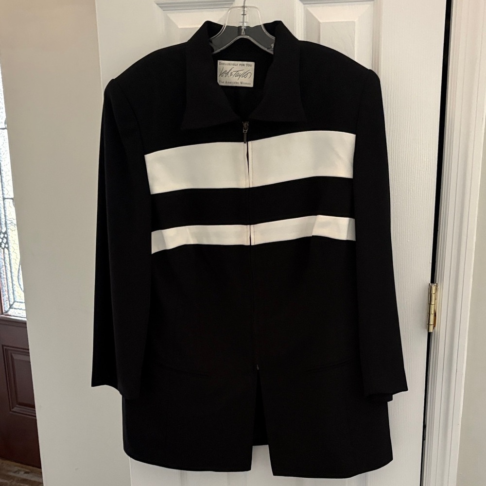 Taylor Black & White Zip-Front Women's Jacket